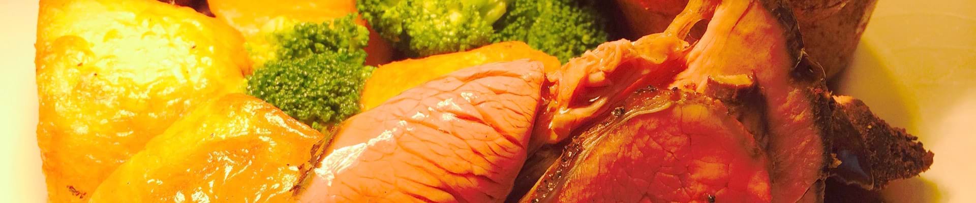 Cock O'Barton Sunday Roast in Cheshire | The Cock O'Barton